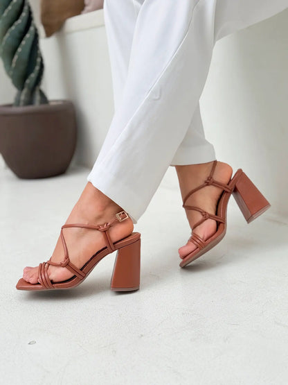 TACON CUERO ASTRID MIEL 7.5