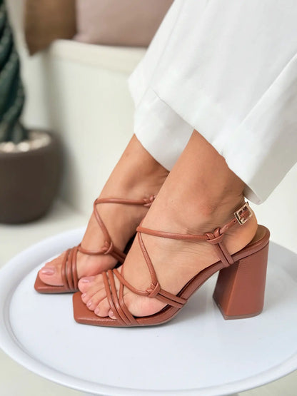 TACON CUERO ASTRID MIEL 7.5