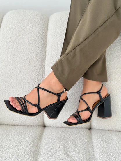 TACON CUERO ASTRID NEGRO 7.5