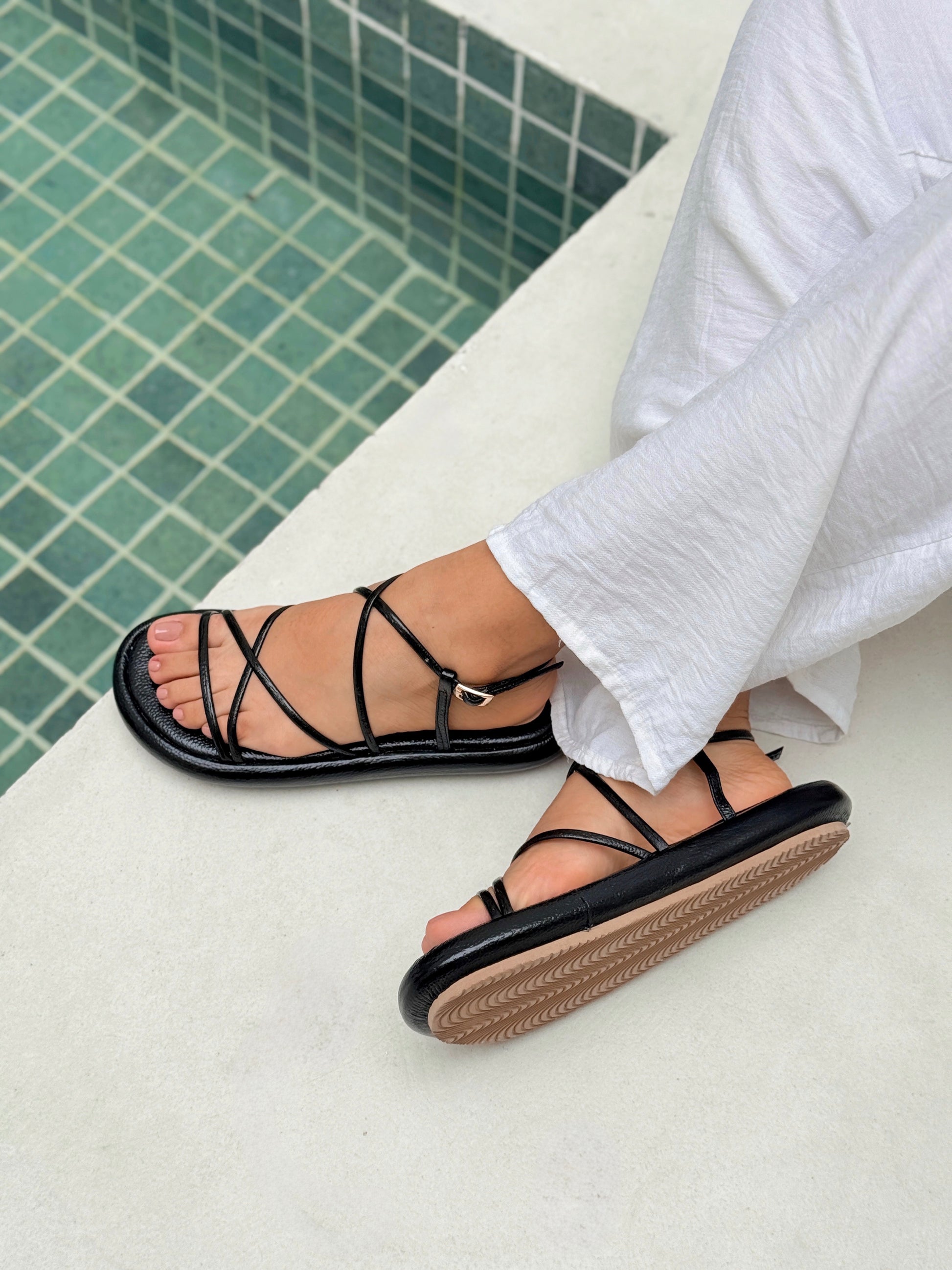 SANDALIA BRENDA NEGRO